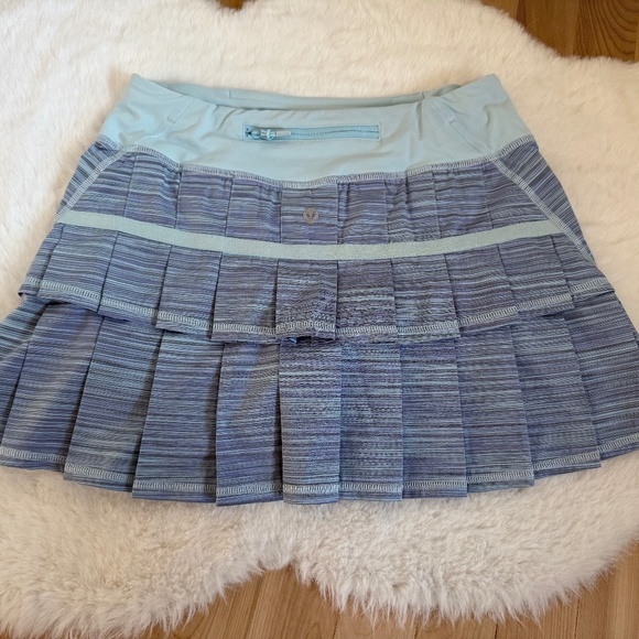 Lululemon Athletica Pace setter skirt size 2 - Picture 2 of 5